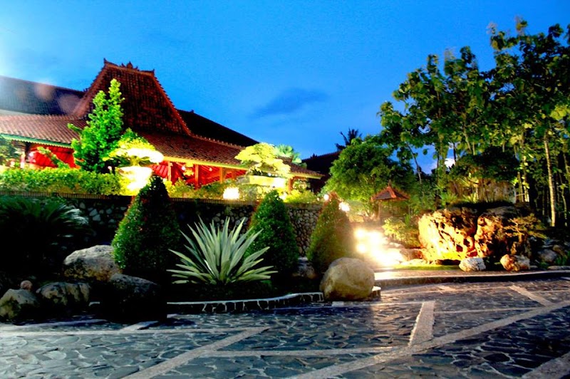 Klinik Kecantikan Mutia Vie Jepara - Medical Spa in Jepara