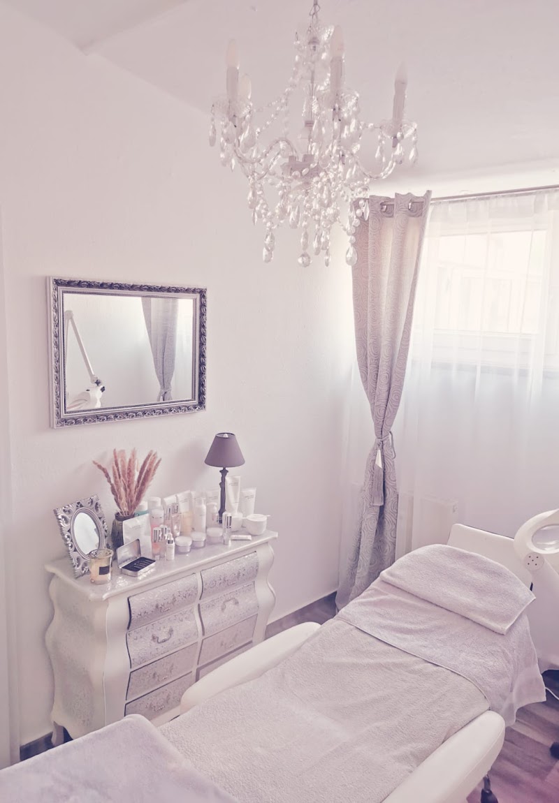 Kosmetikstudio Anne Schmidt Bitterfeld-Wolfen - Day Spa in Bitterfeld-Wolfen