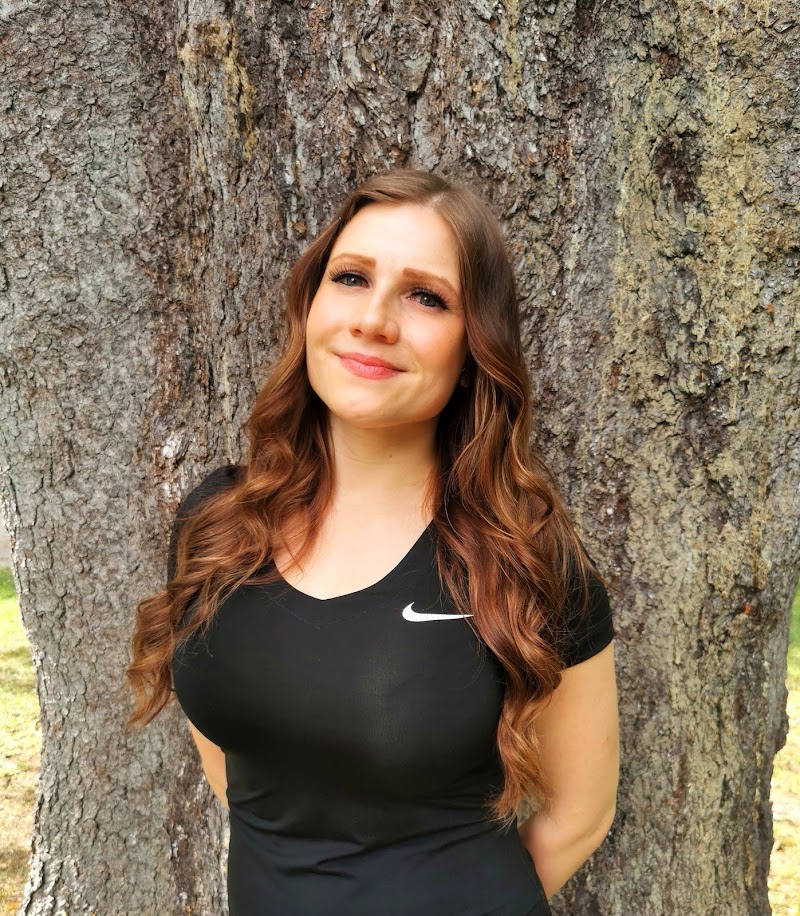 Koulutettu hieroja Julia Hautaniemi Tampere - Day Spa in Tampere