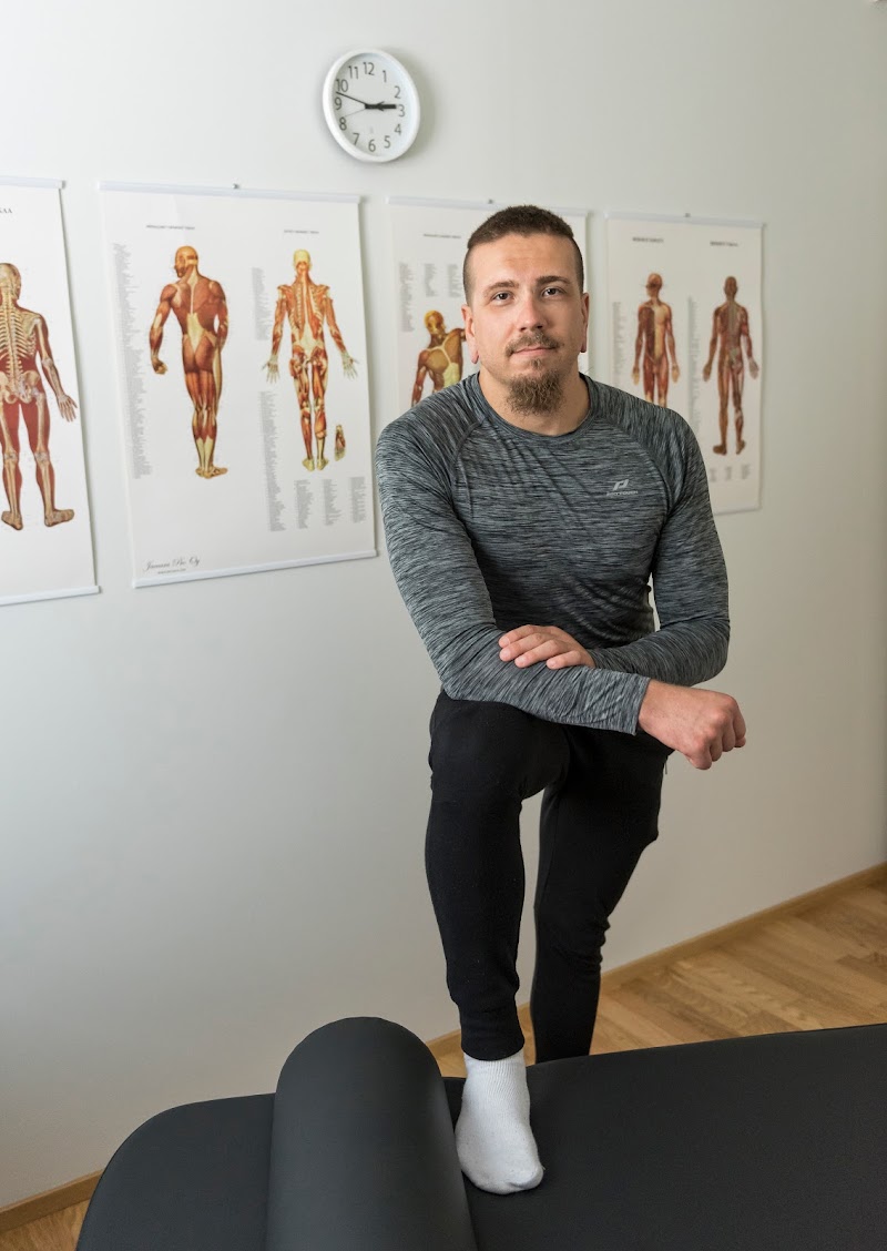 Koulutettu hieroja / urheiluhieroja Mika Kivinen Oulu - Day Spa in Oulu