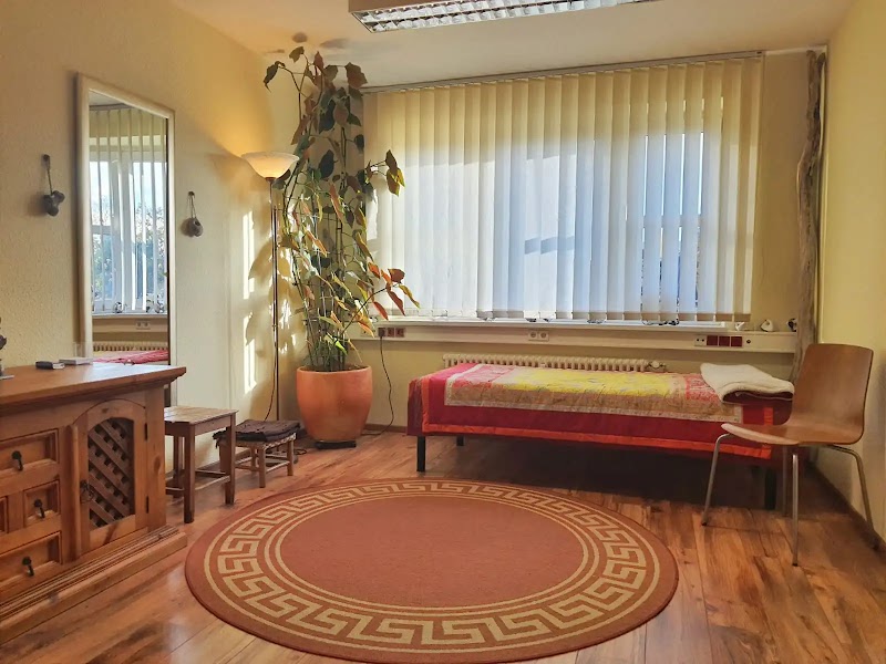 Krankheiten besprechen - Frank Schnigge Neubrandenburg - Day Spa in Neubrandenburg