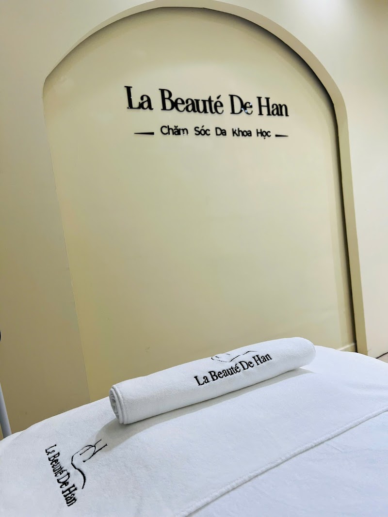La BeautÉ De Han Quận Thanh Xuân - Day Spa in Quận Thanh Xuân