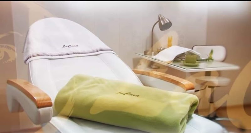 La Cara Kosmetyka & Spa Dopiewo - Day Spa in Dopiewo