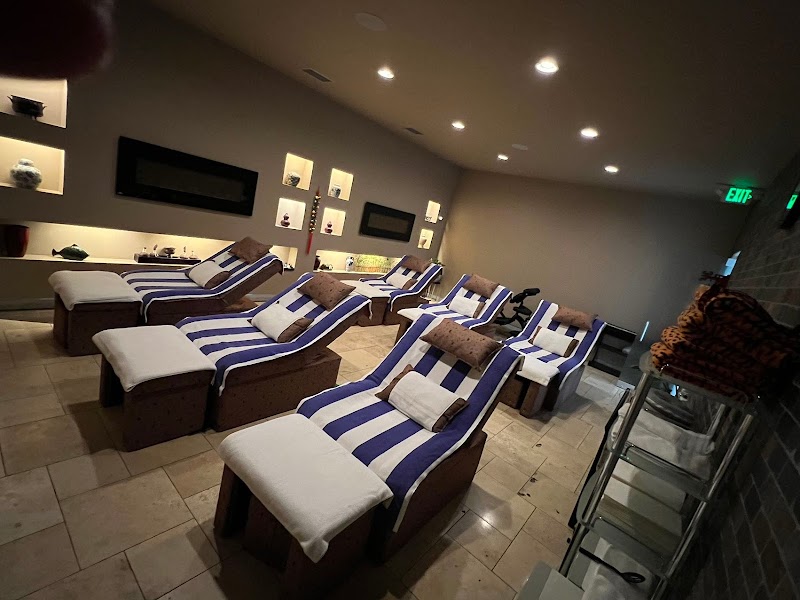 Lakewood Foot Massage - Day Spa in Lakewood