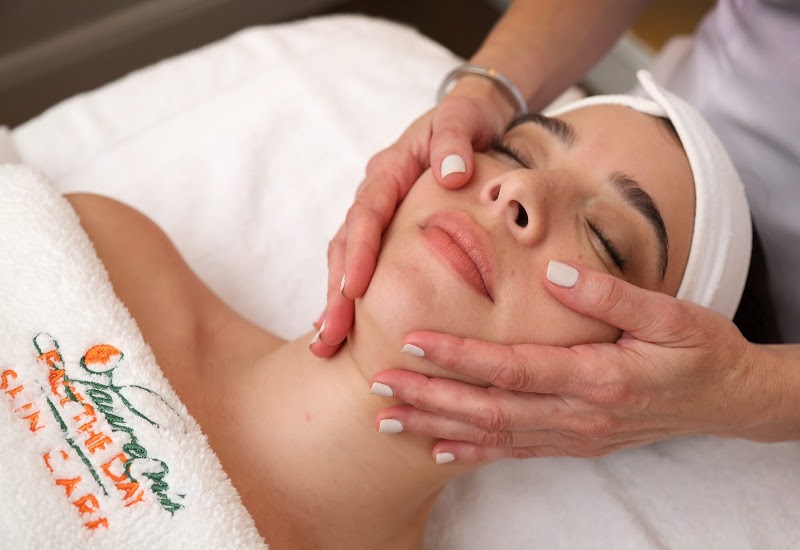 Lauren's Face the Day Coral Gables - Day Spa in Coral Gables