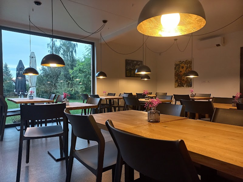 Lautta Bar Hradec Kralove - Day Spa in Hradec Kralove