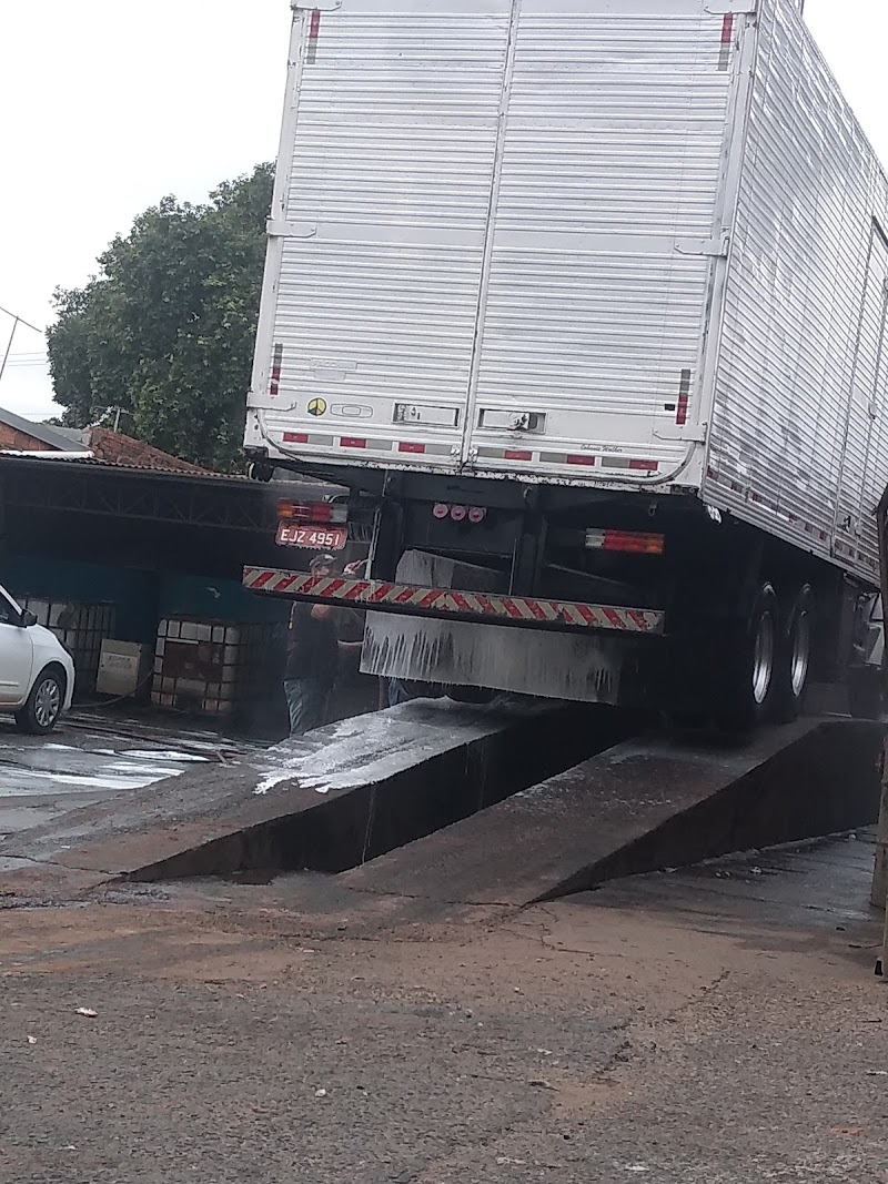 Lava-Rapido Vista Alegre Marília - Day Spa in Marília