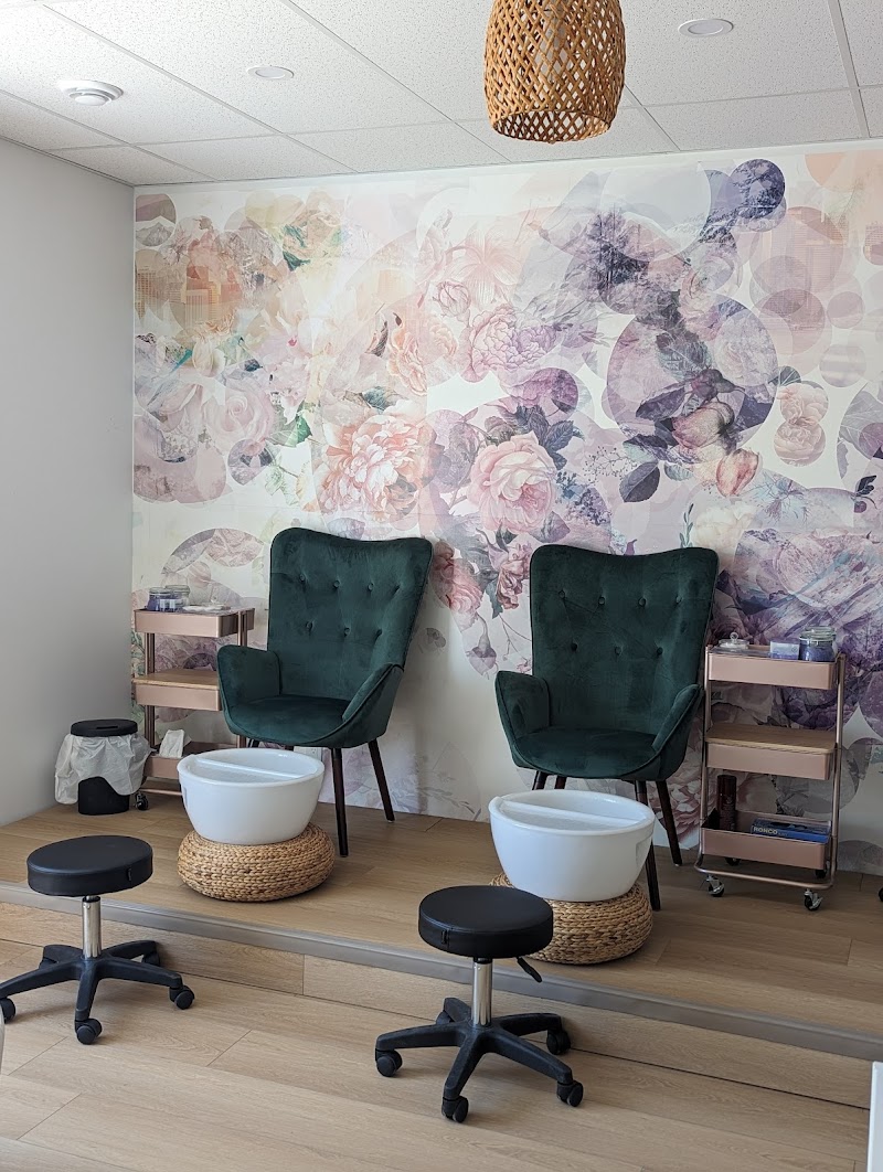 Lavandula Beauty & Skincare West Nipissing - Day Spa in West Nipissing