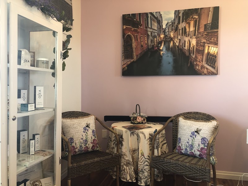 Lavender Peach Spa Kailua Kona - Day Spa in Kailua Kona