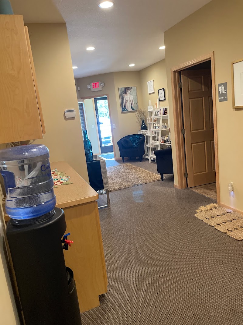 LaVista DiMani LLC - Massage by Rose Brookfield - Day Spa in Brookfield