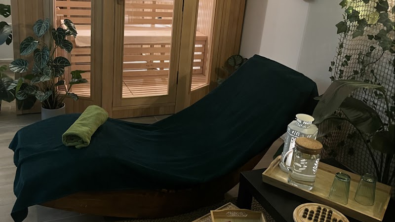 Le Jardin d'Elijah Saint-Étienne - Day Spa in Saint-Étienne