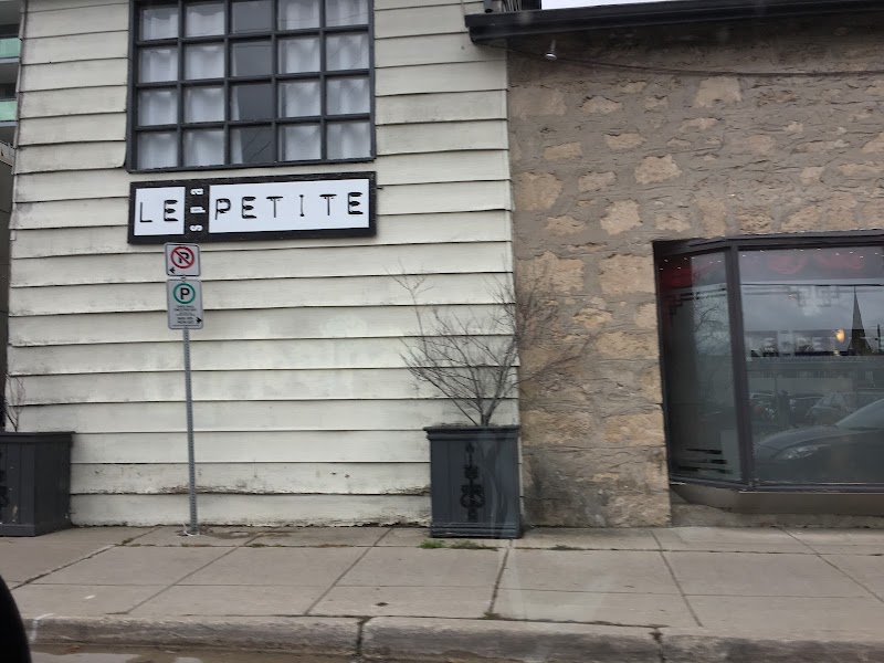 Le Petite Spa Guelph - Day Spa in Guelph