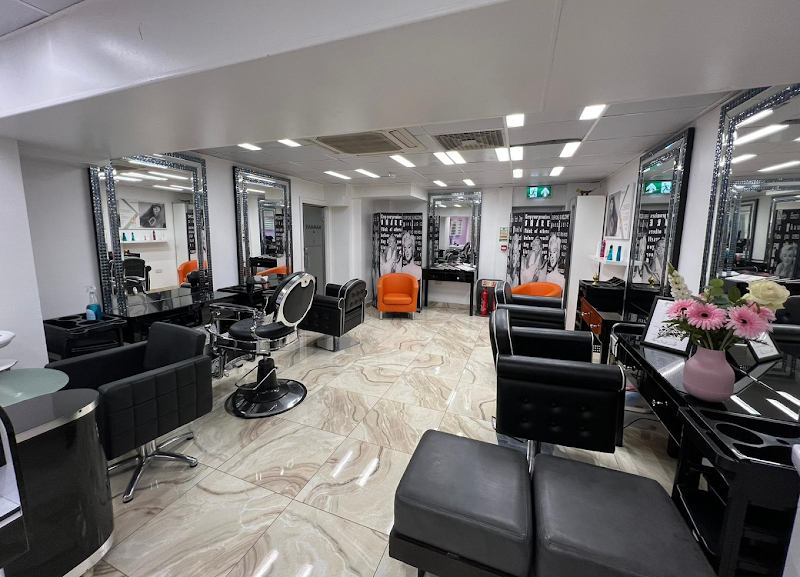 Le Royal beauty centre and Spa Rawad - Day Spa in Rawad