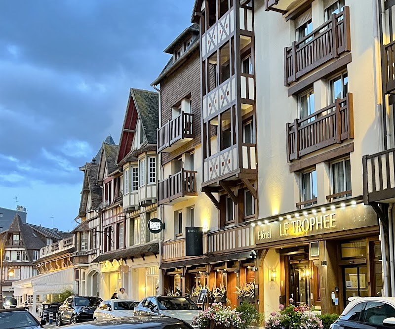 Le Trophée Shop Spa Hotel Deauville - Hotel Spa in Deauville