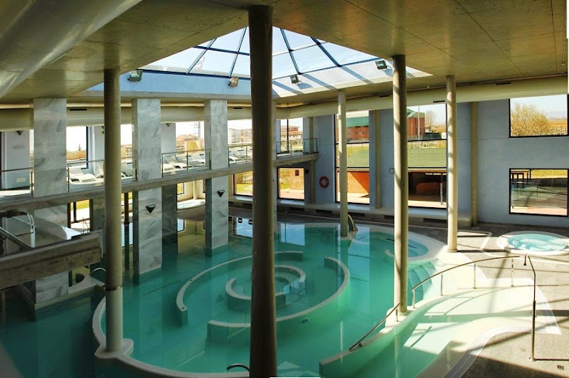 León Termal Sport Santa María del Páramo - Day Spa in Santa María del Páramo