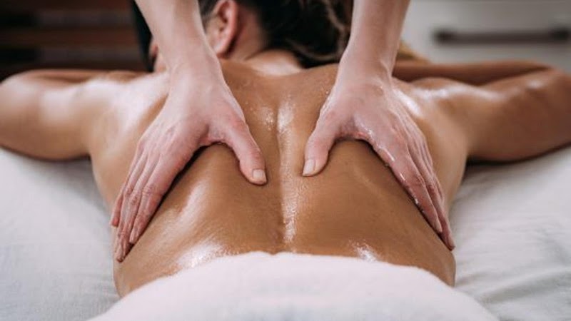 Les Mains D'Héloïse Saint-Quentin-la-Poterie - Day Spa in Saint-Quentin-la-Poterie