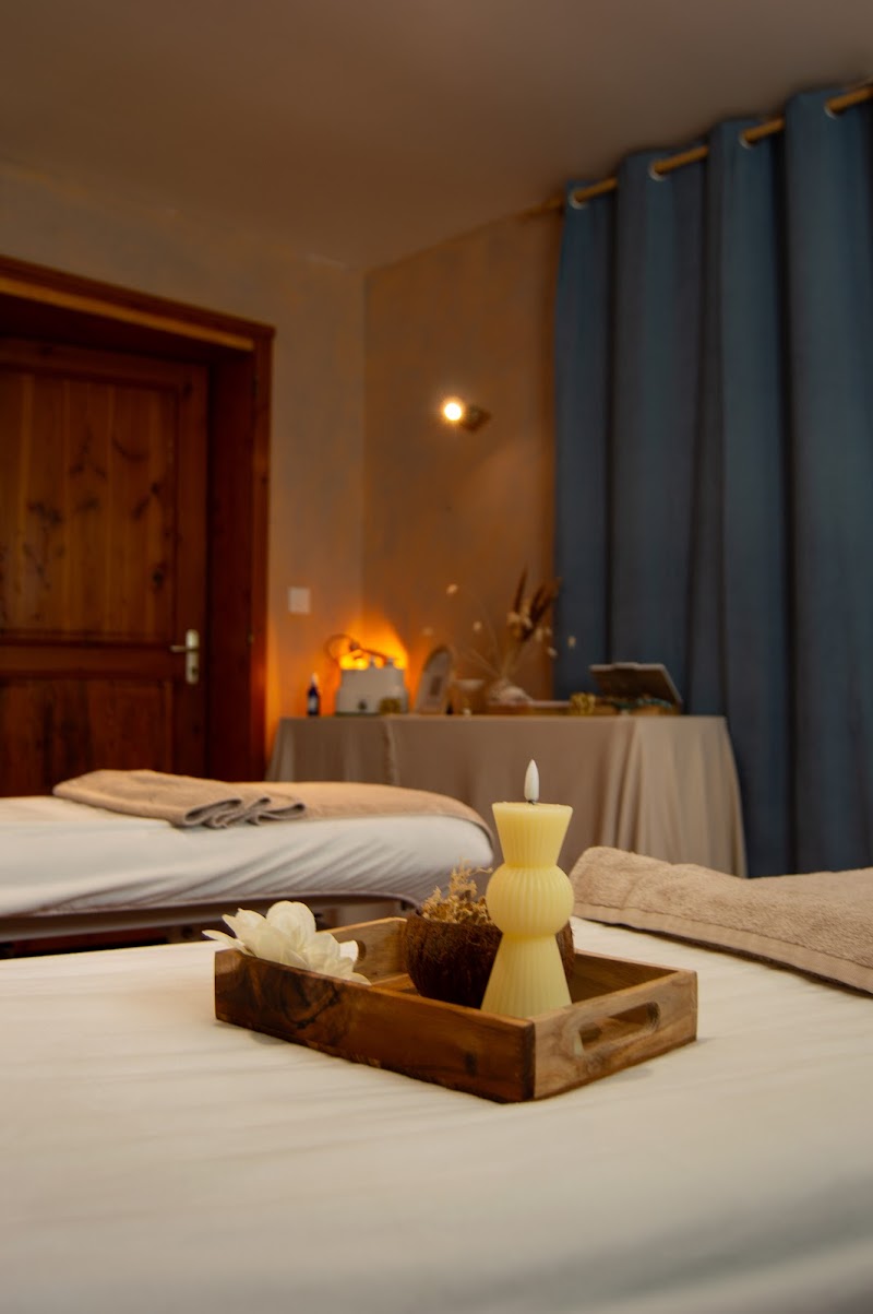 Les Rituels De Charlyne Dissay-sous-Courcillon - Day Spa in Dissay-sous-Courcillon