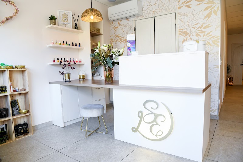 Les Soins d'Elodie La Balme-de-Sillingy - Day Spa in La Balme-de-Sillingy