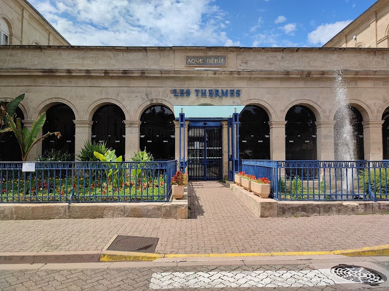 Les Thermes de Neris-les-Bains Néris-les-Bains - Thermal Spa in Néris-les-Bains
