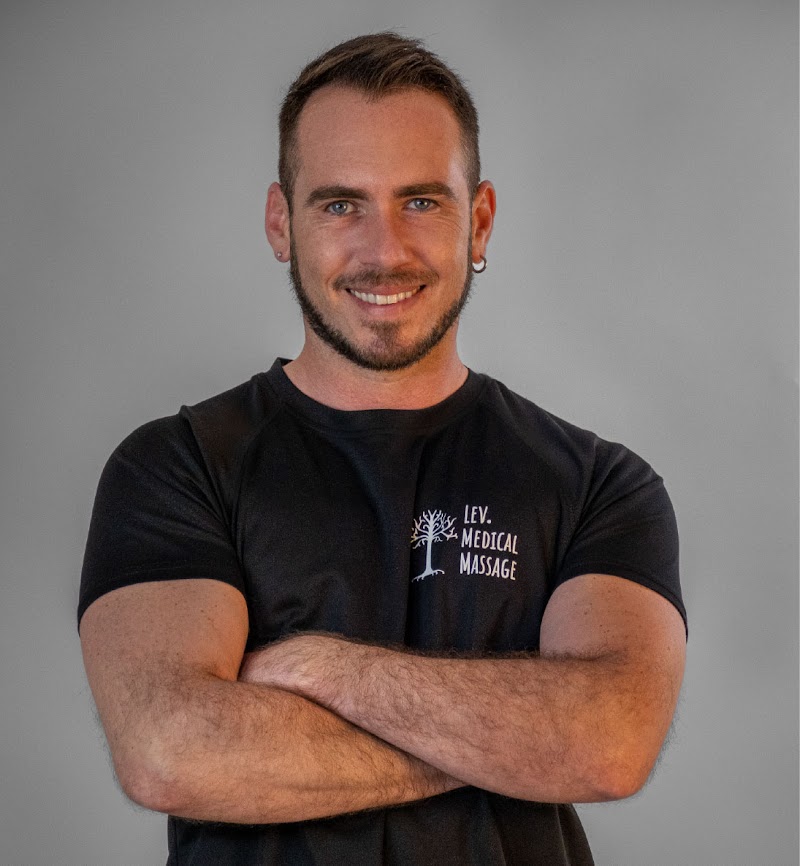 Lev - Therapist for Athletes and Medical Rehabilitation Tel Aviv - Jaffa