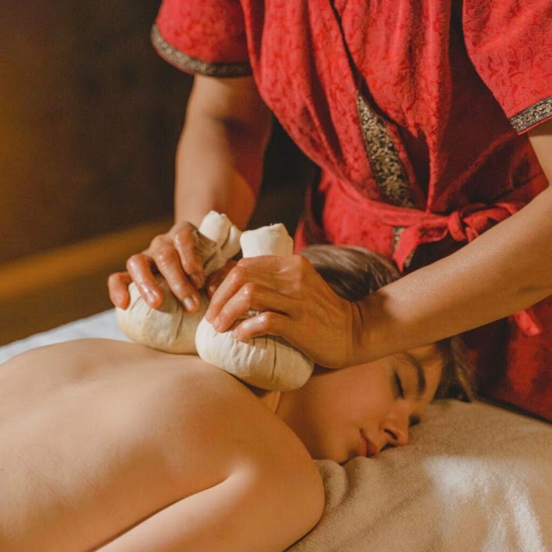 Life Essentials Spa Massage Facials & PMU Savannah - Day Spa in Savannah