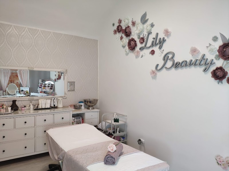 Lily masszàzs & Kinesio-tape ragasztàs Budapest - Day Spa in Budapest