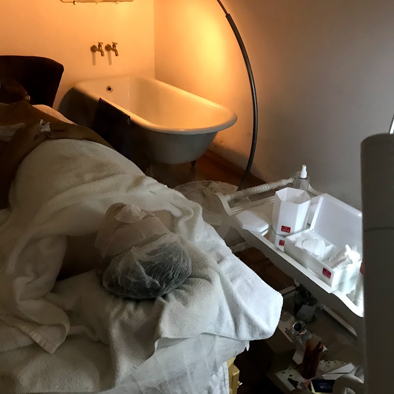 Limpeza de Pele Ana Silva Itanhaém - Wellness Retreat in Itanhaém