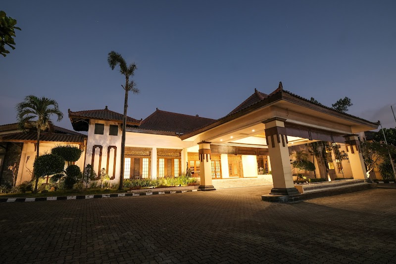 Loman Park Hotel Yogyakarta - Hotel Spa in Yogyakarta