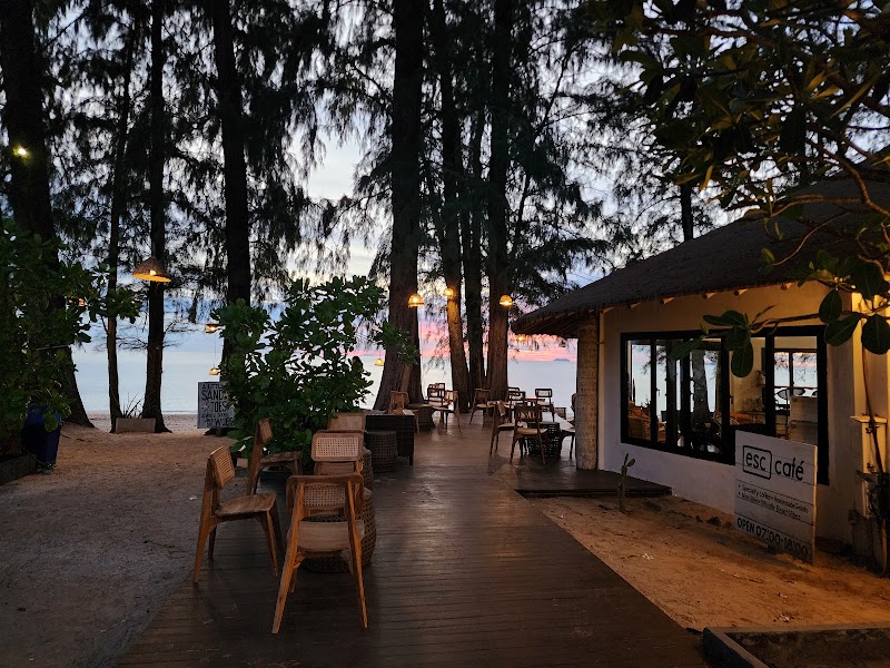 Long Beach Chalet Koh Lanta - Resort Spa in Koh Lanta