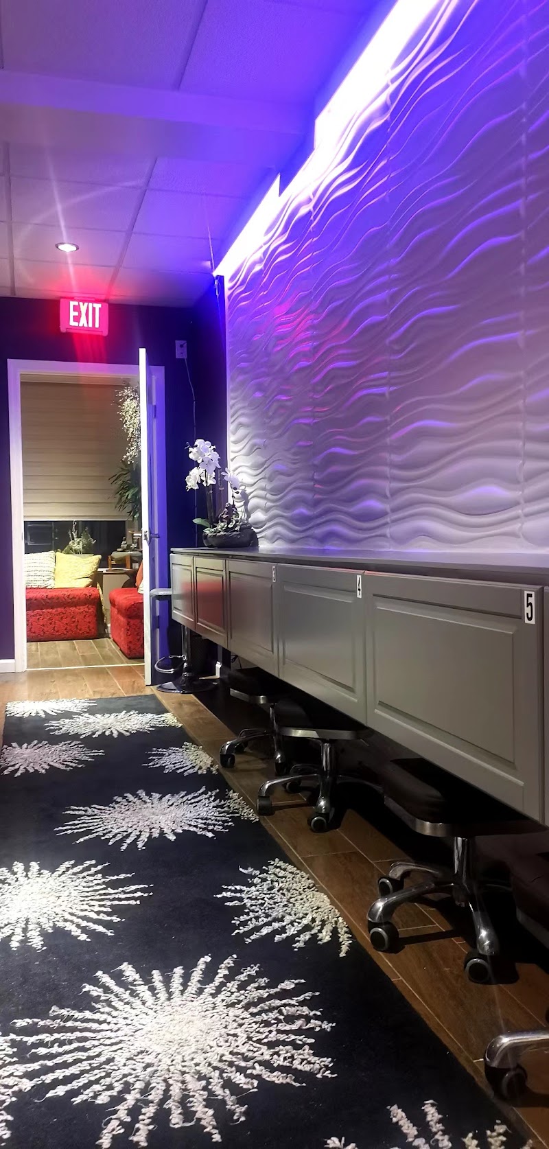 Lotus Pond Wellness Hillsdale - Wellness Retreat in Hillsdale