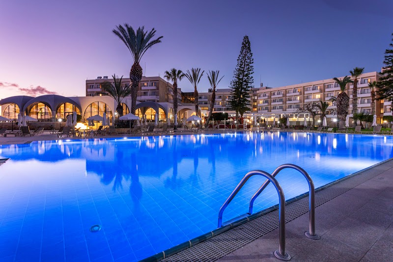 Louis Phaethon Beach Paphos - Hotel Spa in Paphos