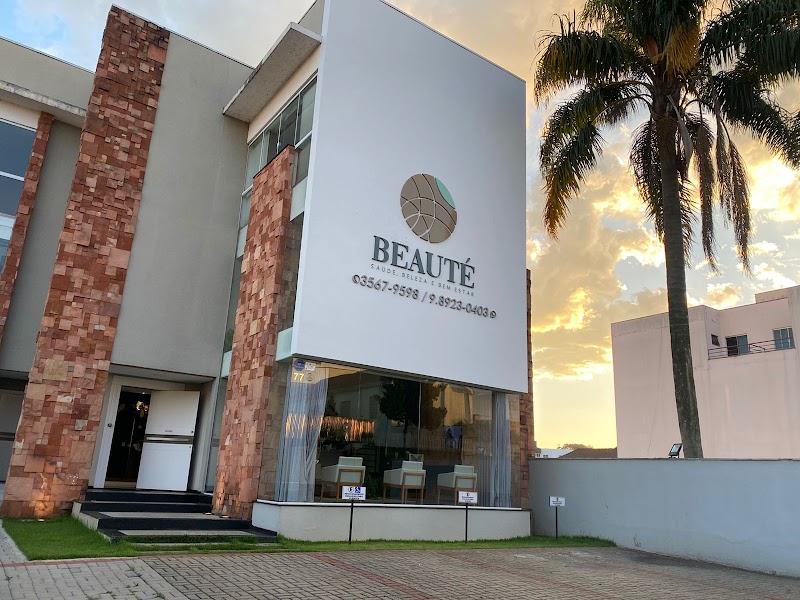 Luá Salão & Spa Caçador - Day Spa in Caçador