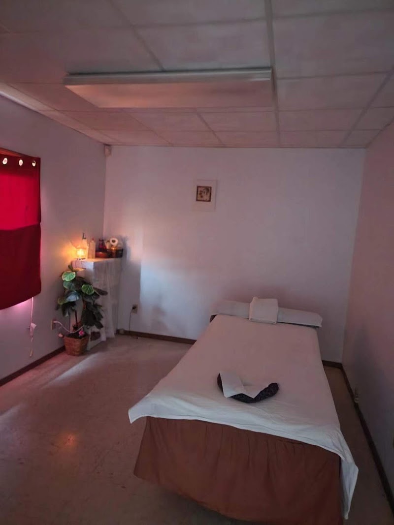 Lucky U Massage Therapy Carbondale - Day Spa in Carbondale