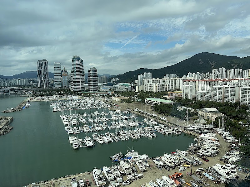 Lumi Spa & Fitness Park Hyatt Busan - Hotel Spa in Busan