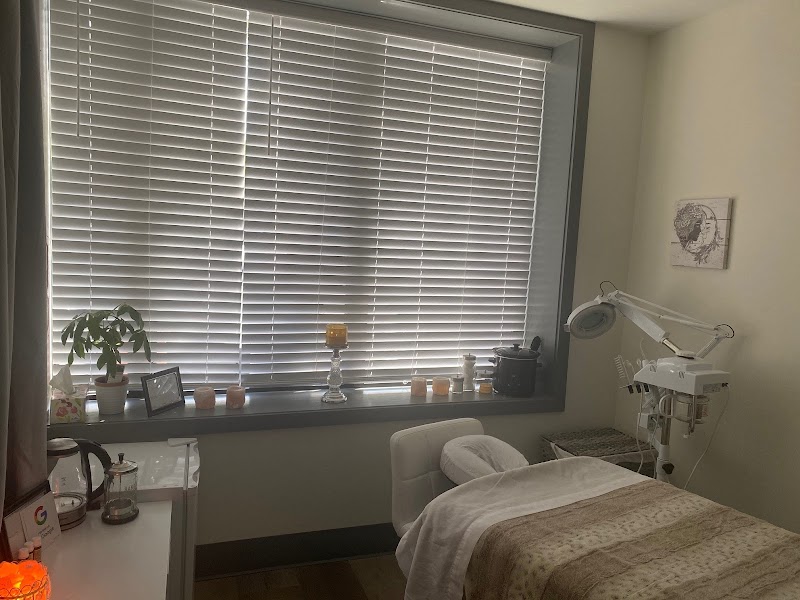 Lunar Day Spa Wyandotte - Day Spa in Wyandotte