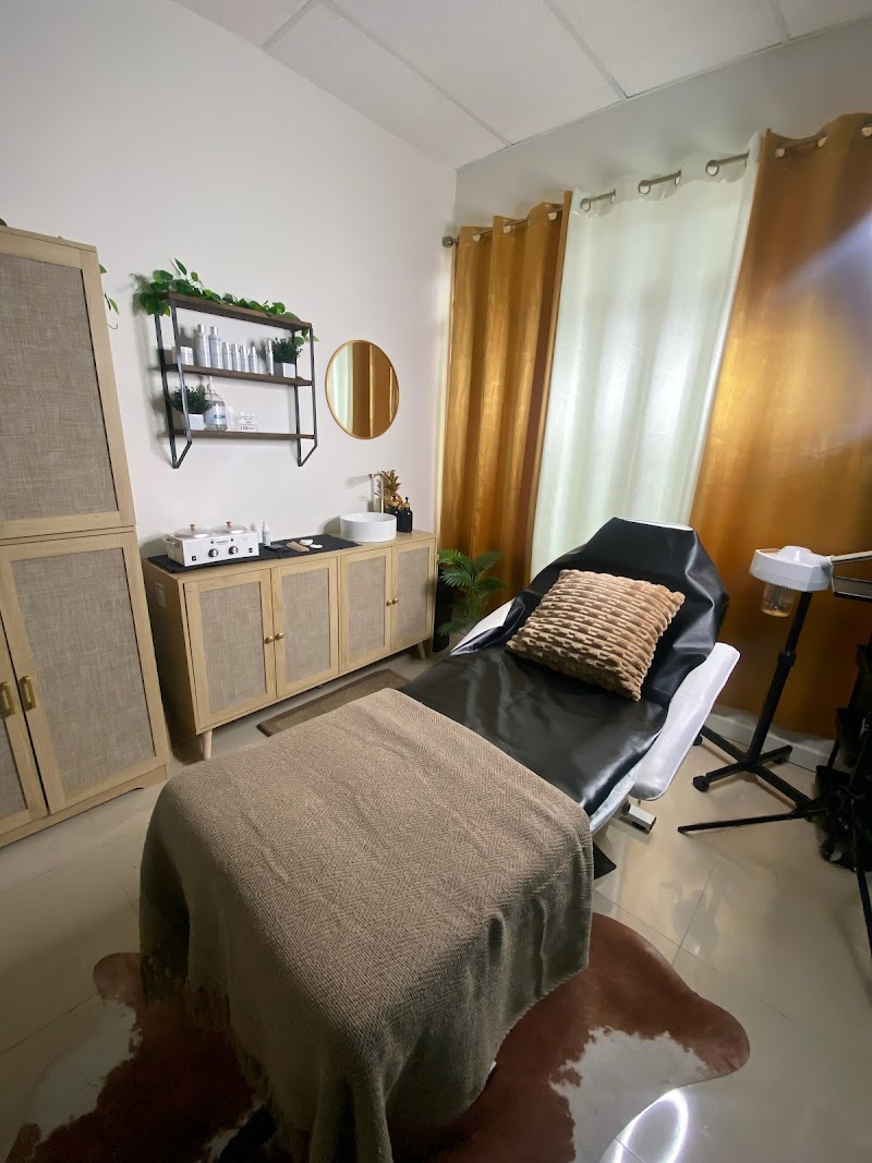 Luxury Health Spa Artistry Nassau - Day Spa in Nassau