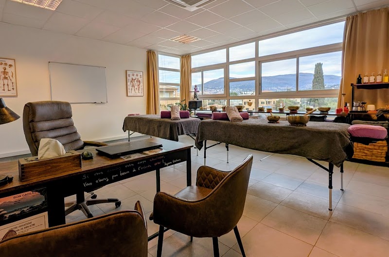 Madérothérapie Fanny Mouans-Sartoux - Wellness Retreat in Mouans-Sartoux