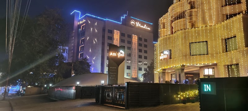 Madin Hotel Varanasi - Hotel Spa in Varanasi