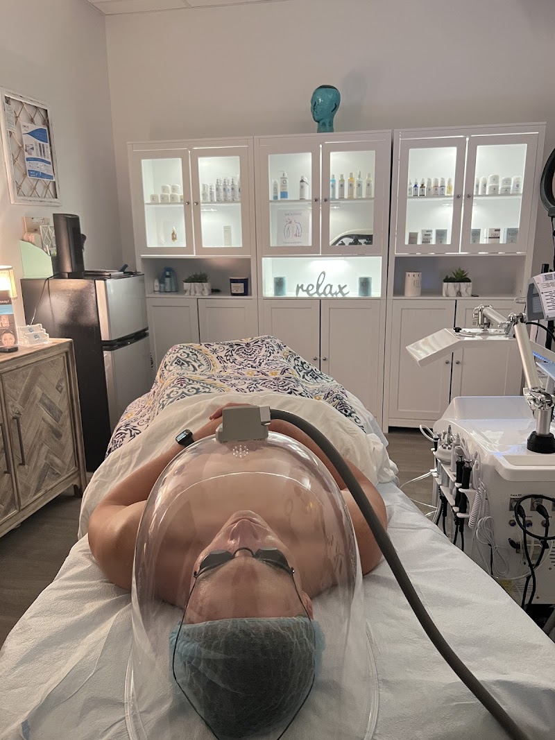 Madonna Novelle Woodland Hills - Day Spa in Woodland Hills