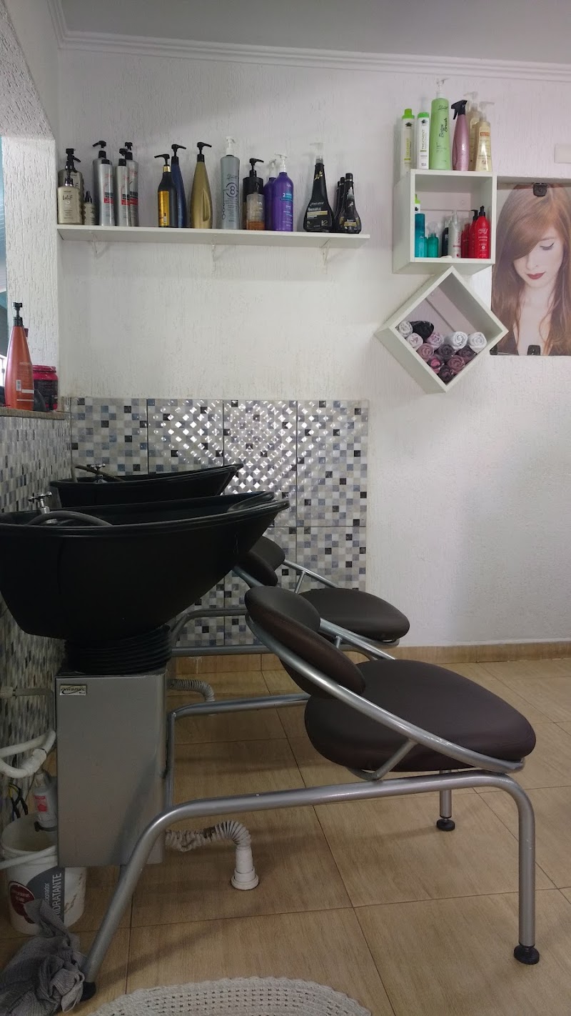 Magali Bueno Hairdresser Mairiporã - Day Spa in Mairiporã