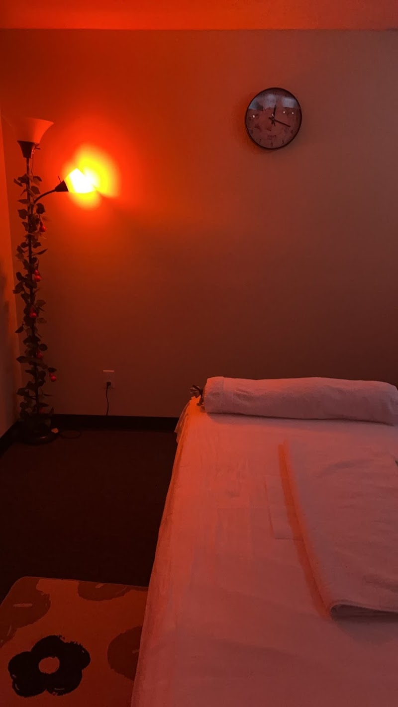 Magic Fingers Spa North Versailles - Day Spa in North Versailles