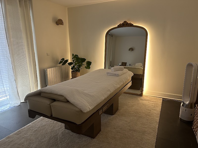 Maisonnelo Clichy - Wellness Retreat in Clichy
