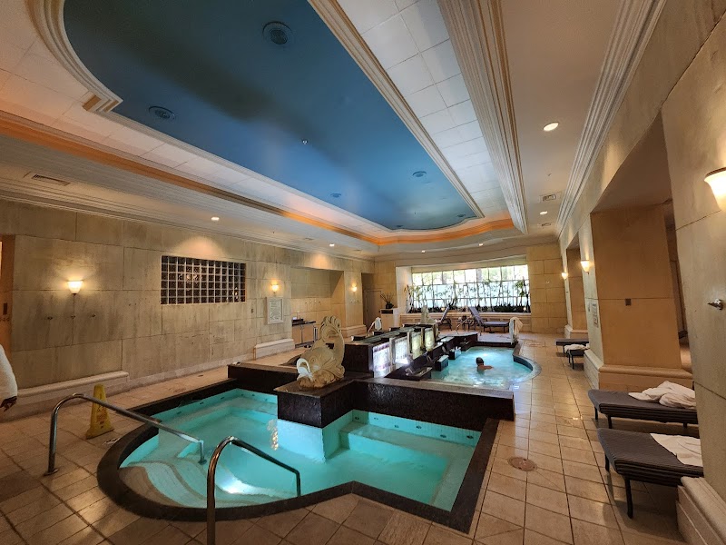 Mandalay Bay Las Vegas - Hotel Spa in Las Vegas