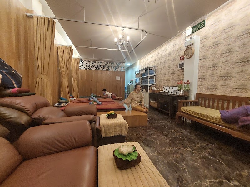 Maneechan Massage Oil - Maneechan Kae Dam - Day Spa in Kae Dam