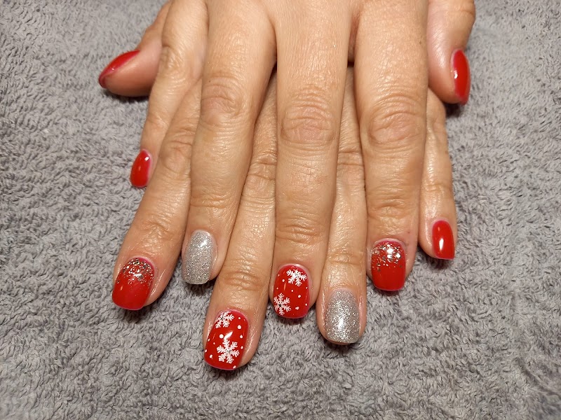 Manikúra/pedikúra/nehtová modeláž/masáže Gabriela Šťastná Kostelec u Křížků - Day Spa in Kostelec u Křížků