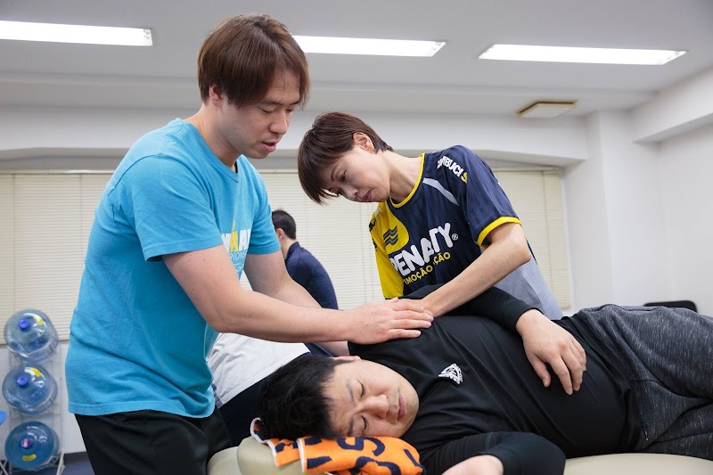 Manual Therapy, Flexibility, Exercise Effect Improvement Tsuji-style PNF Technique Chuo Ward, Osaka - Day Spa in Chuo Ward, Osaka