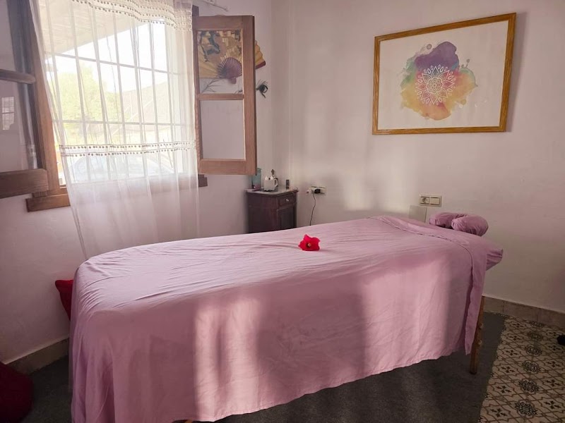 Masajes y Terapias Holísticas Lidia en Frigiliana - Day Spa in Frigiliana