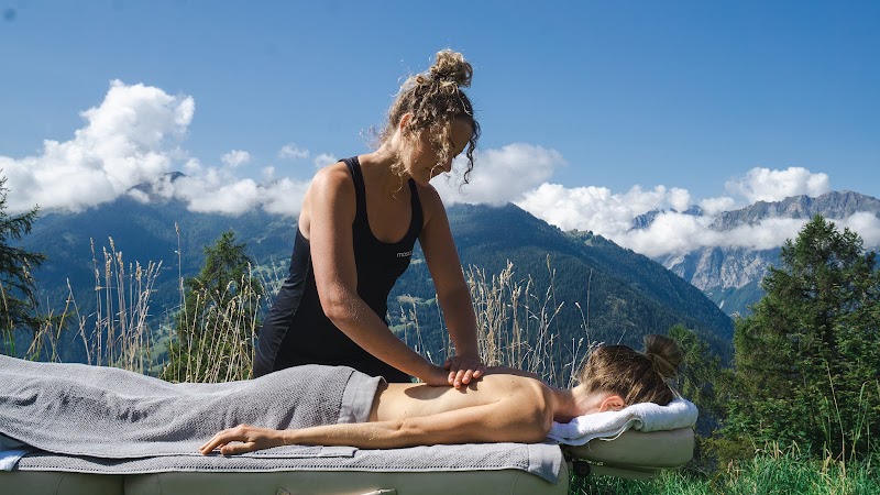 Massage 1936 - Verbier. Recover Faster Ski Better. The sports massage specialists. - Day Spa in Verbier