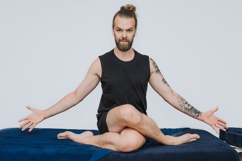 Massage by Guillaume Le Port-Marly - Day Spa in Le Port-Marly