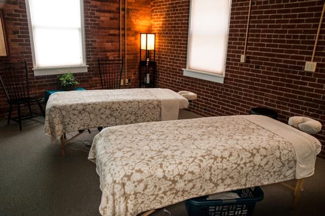 Massage by Jolean - Elmwood - Day Spa in Elmwood